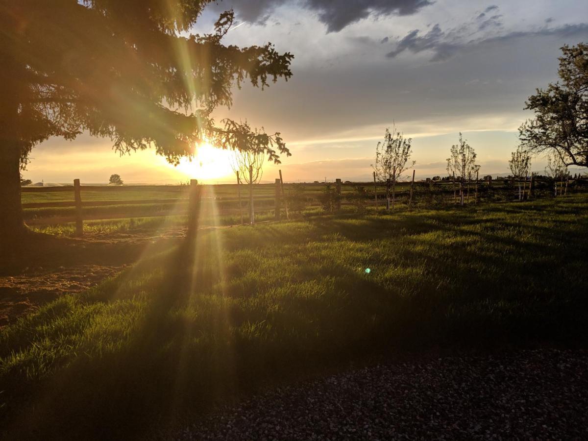 Epic Sunsets In Bozeman - Wonderful View Villa Exterior photo